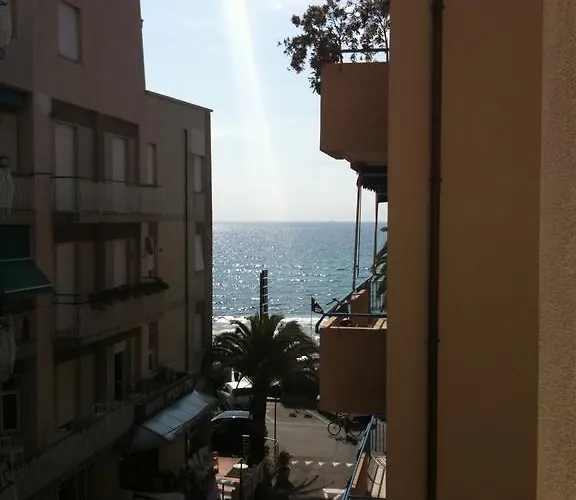 Atlantic Lejlighedshotel 4*