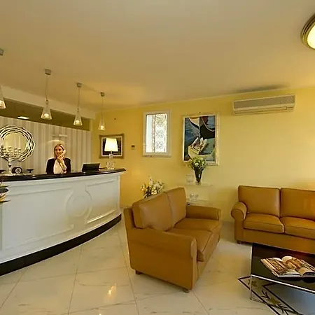 Lejlighedshotel Atlantic 4*