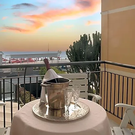 Atlantic Lejlighedshotel 4*