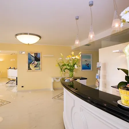 Lejlighedshotel Atlantic 4*